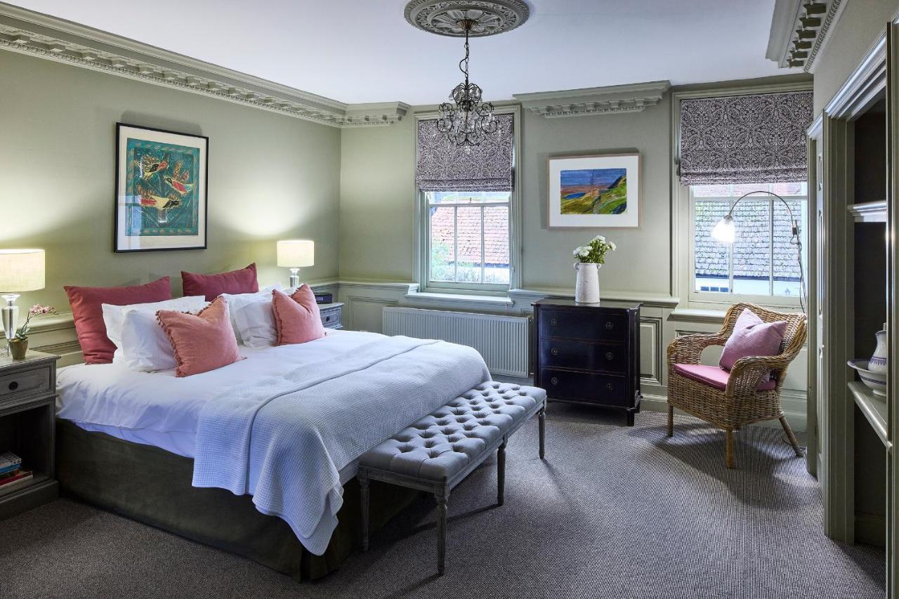 The Mistley Thorn Hotel Luaran gambar