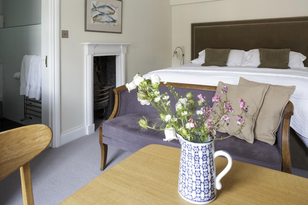The Mistley Thorn Hotel Luaran gambar